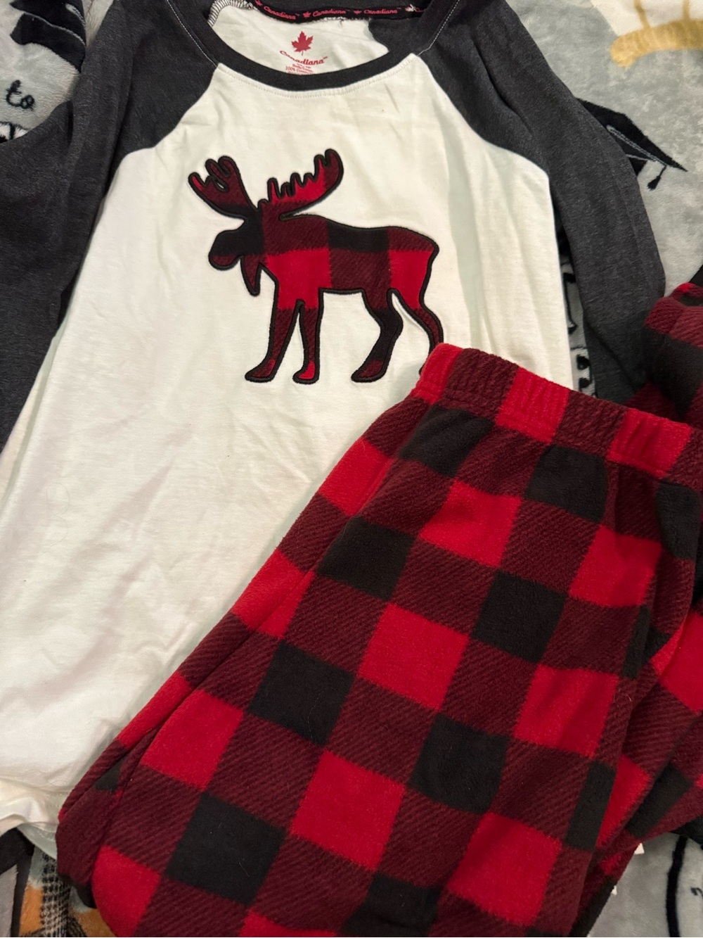Women’s Buffalo Plaid Moose PJ Set - Red & Black